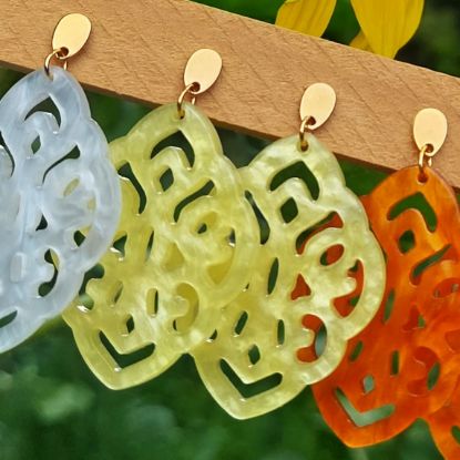 Bild von Ornament-Ohrstecker - Rhombusform - sunshine yellow